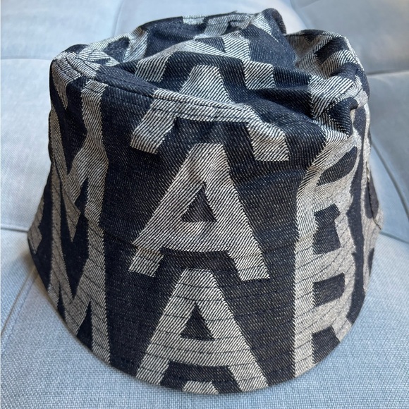 Marc Jacobs Unisex Denim Bucket Hat main image 5
